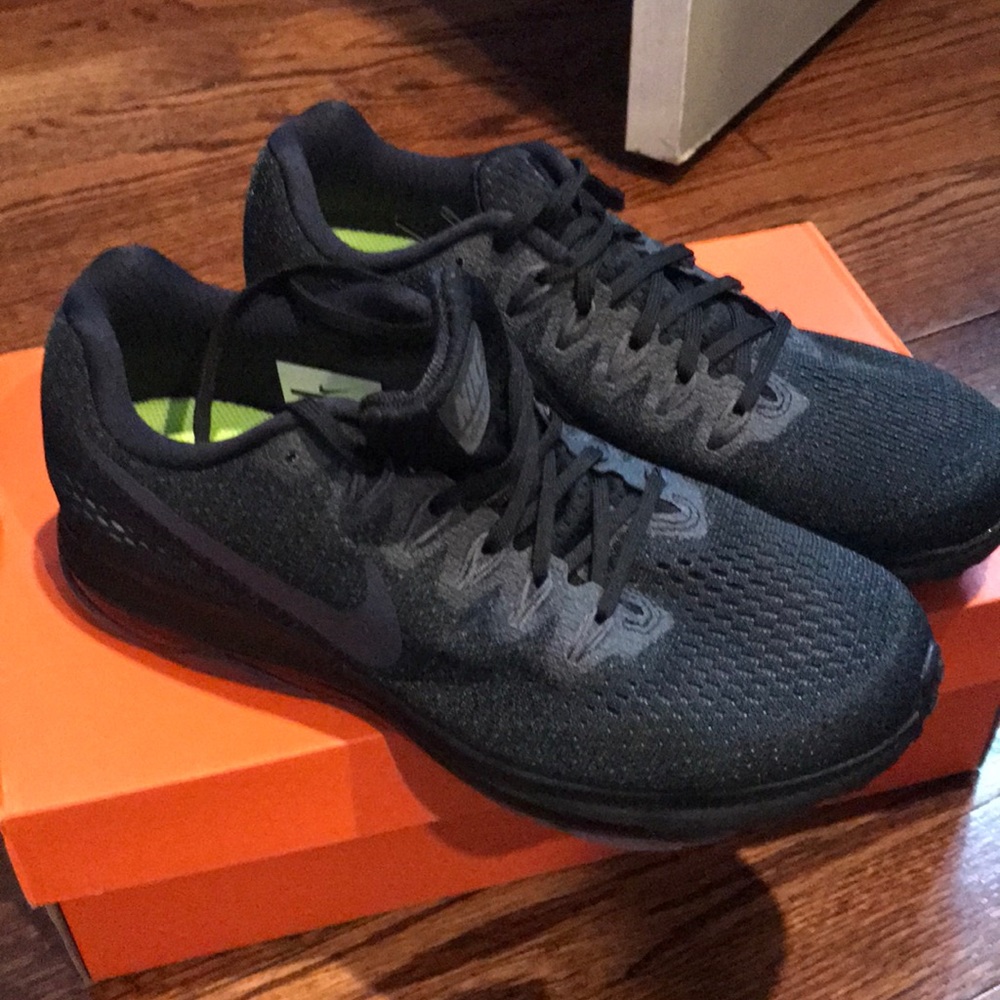 Womens Nike Zoom All Out